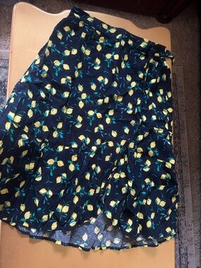 Banana Republic Navy and Yellow Lemon Print Skirt